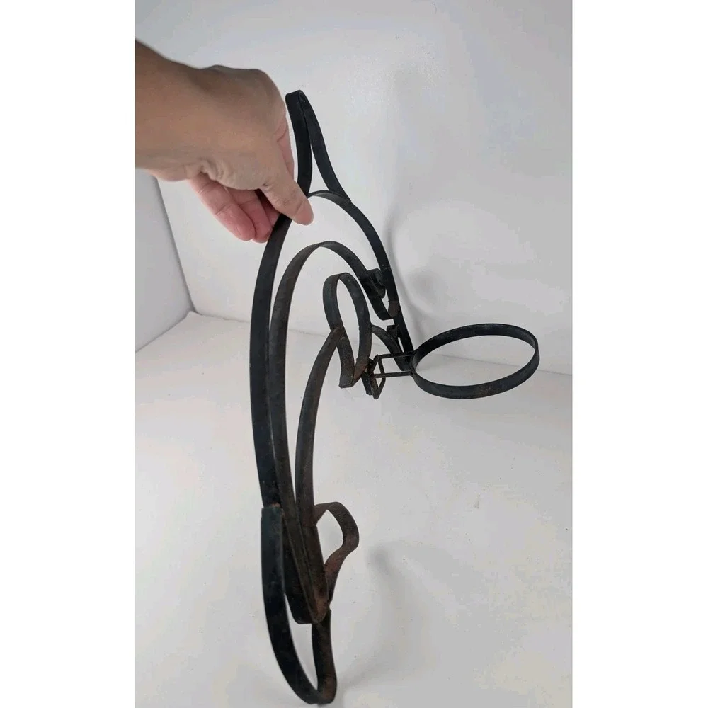 Dolphin Plant Holder Wall Hanger, 14